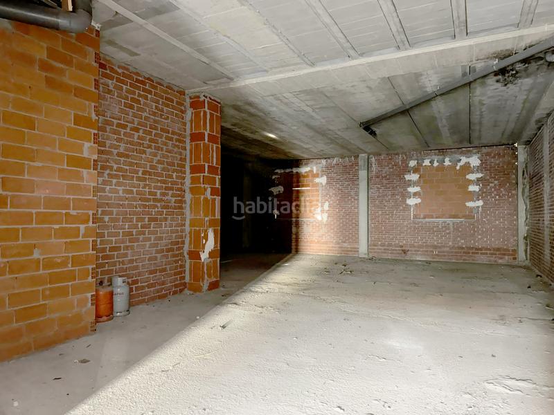 Foto 1a91123e-e332-42ac-bd4c-eeece7e4cab9. Local comercial a Flores de Sil - La Placa Ponferrada