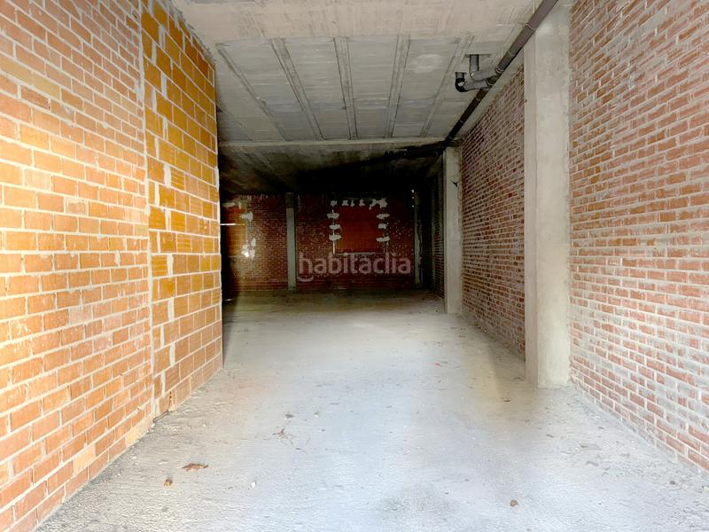 Foto 8cb8142b-0634-4159-9075-26c5b826c8d0. Local comercial a Flores de Sil - La Placa Ponferrada