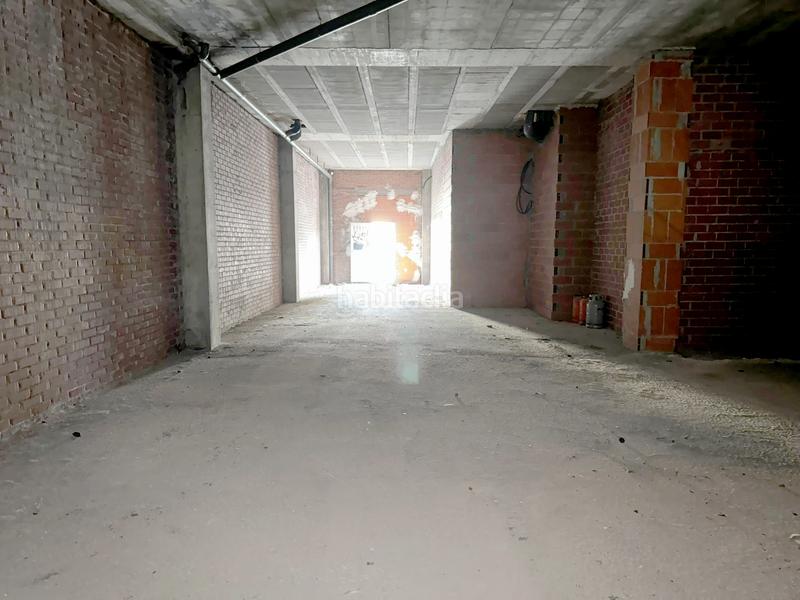 Foto ca700cdf-af05-4859-a7a9-5f19ef7e4401. Local comercial a Flores de Sil - La Placa Ponferrada