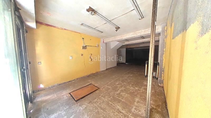 Foto fb879690-244e-45ac-a127-fe150876abf4. Local commercial dans Folgueroles