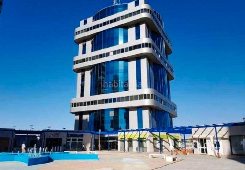 Foto b0edbd3f-6309-4470-96c6-50d4a95c1e2b. Office space in San Jerónimo - La Bachillera Sevilla