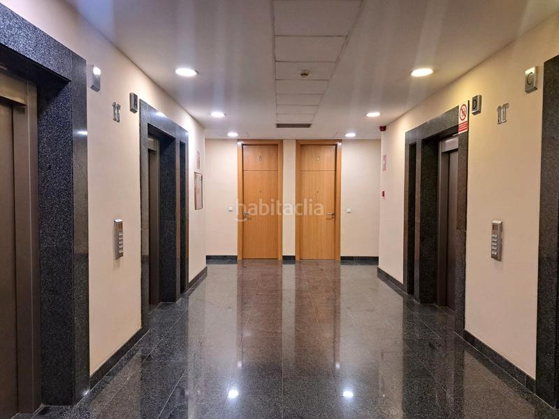 Foto e4c36f50-9682-40e8-aae0-78919836241a. Ufficio in San Jerónimo - La Bachillera Sevilla