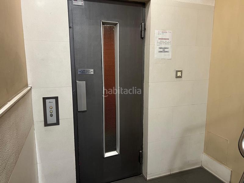 Foto 3751a521-ea96-486a-94e0-74a8e739c22b. Oficina en Alfonso Zaragoza