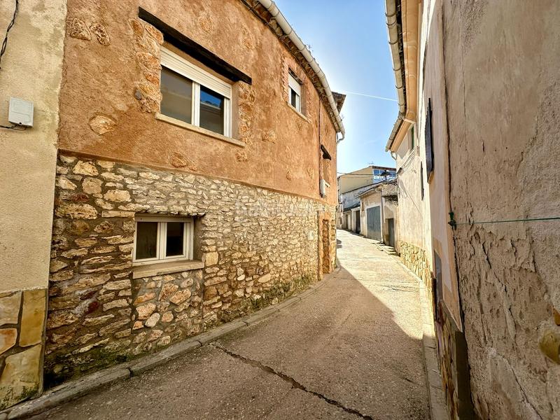 Foto ff7459a7-d2b6-41df-862f-4136da74c474. Masía en Sacedón