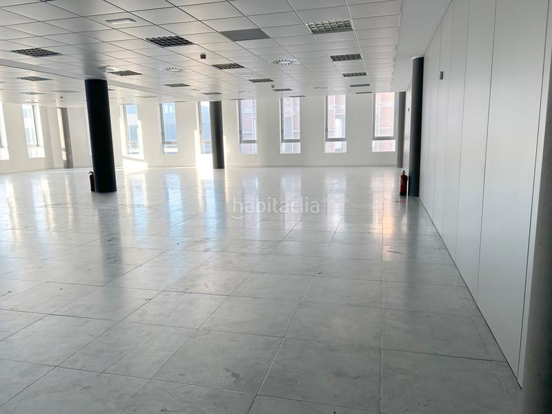 Foto 3f02b877-c201-41fb-b045-53cbeff1c333. Bureau avec chauffage dans Garrapinillos Zaragoza