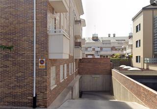 Parking coche en Calle de miguel corral aragón 1. Estupenda plaza de garaje