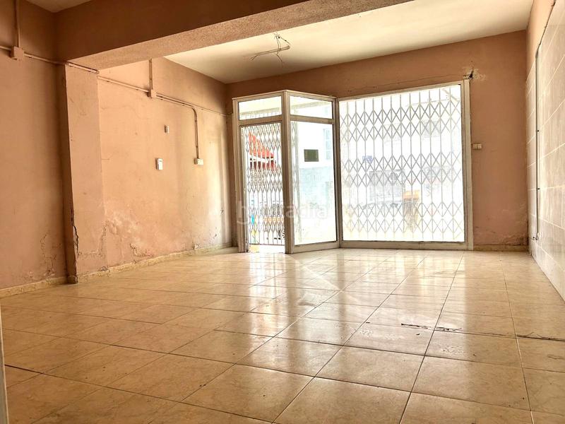 Foto 6949dae1-10a8-41ae-9c13-558f2f6a4a5b. Local commercial dans Xúquer Terrassa