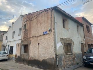 Casa adossada  Calle estrechos