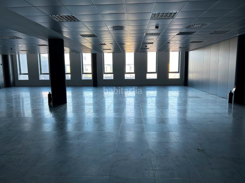 Foto fa5a0ed8-6368-4f5b-ab48-9a172ee9e158. Büro in Garrapinillos Zaragoza