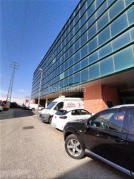 Foto 18dbdf7f-9ff8-4c70-a67d-fcc428e08f1b. Local comercial en Cabanillas del Campo