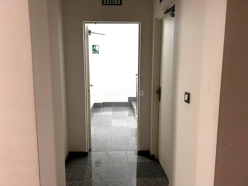 Foto 69cd52db-d0b6-4390-88a9-23c0c6110dbf. Office space in calle osca 1 in Garrapinillos Zaragoza
