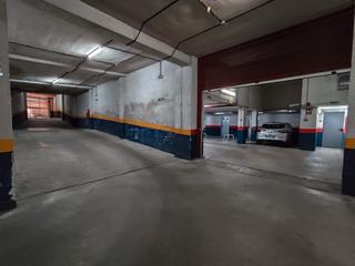 Parking coche  Calle amigos del país