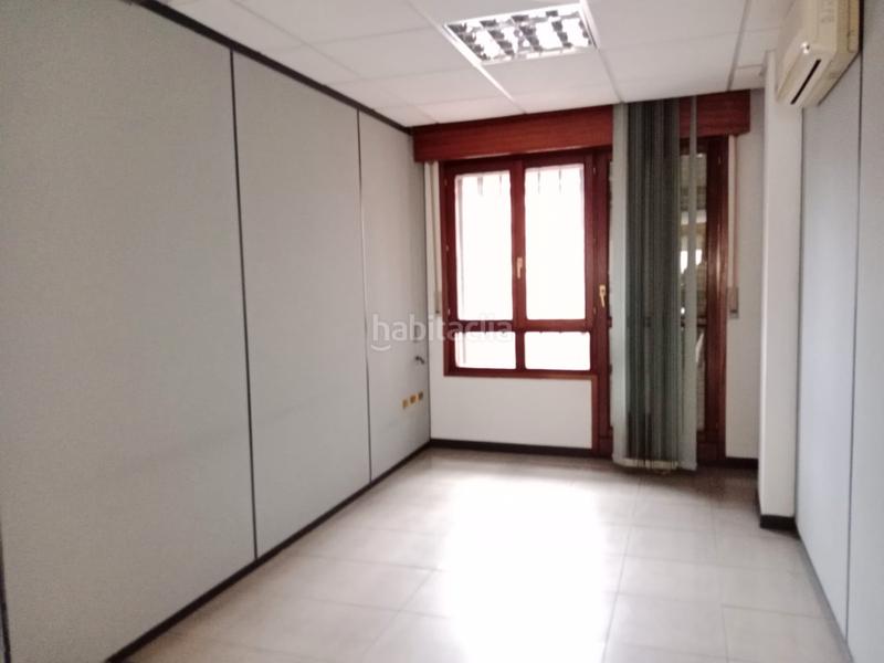 Foto 64da506a-158f-4f94-82ac-170281db25e7. Büro in San Adrián Logroño