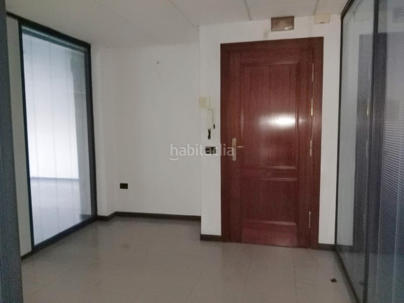 Foto 6d6337bb-c9a0-431d-99fa-c602300f903f. Büro in San Adrián Logroño