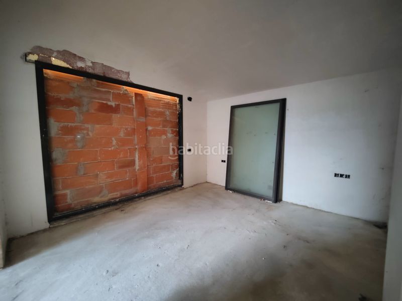 Foto b119d903-5065-4bb0-a699-82055db487f0. Xalet amb aparcament piscina a Olivella