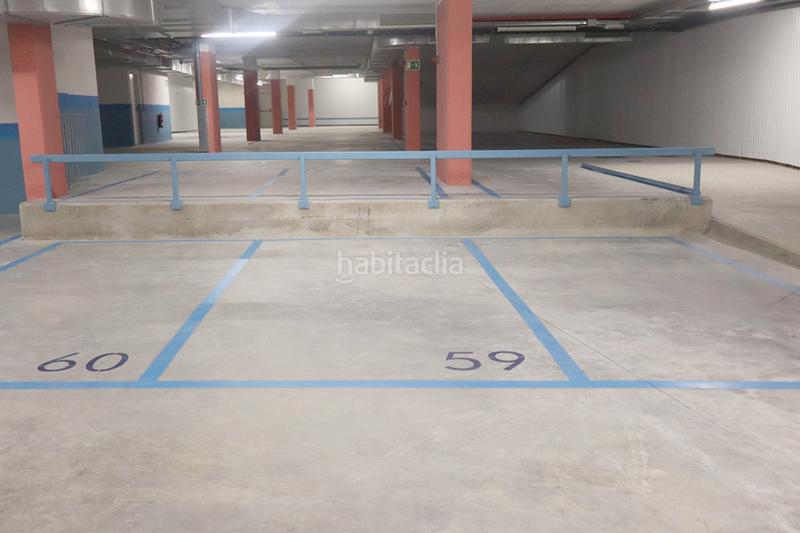 Foto 30065285-4e6d-4f1e-b3ed-f3a80035289a. Parking coche en Casablanca - Calvario Vigo