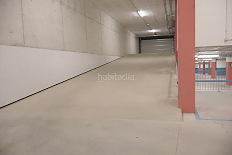 Foto 255e25a5-82a0-401a-b5c8-089a6643edd3. Autoparkplatz in Casablanca - Calvario Vigo