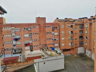 Pis  Calle cruz de barkazio