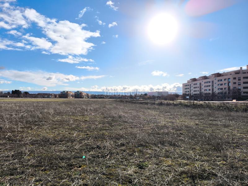 Foto 14f89007-486a-4d0a-9727-30356e2afc8d. Terreno residencial en Centro Azuqueca de Henares