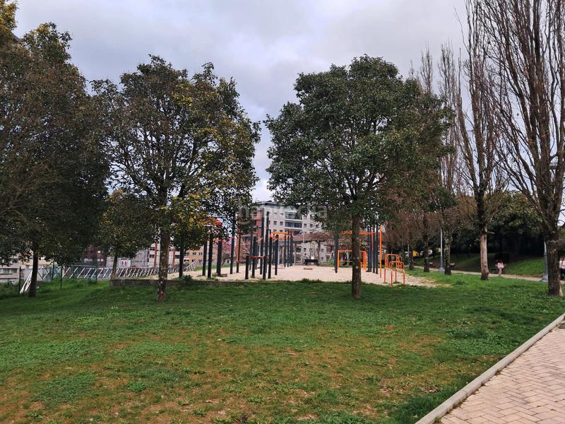 Foto ec70e79d-25c8-44b8-b61e-d724d8052fbc. Geschäftsraum in Plaza España - Corte Inglés Vigo