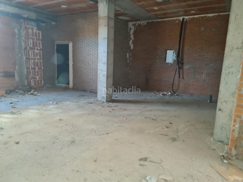 Foto 831d8b24-6780-4652-b404-397401b88e71. Local commercial dans calle islas columbretes 3 dans Humanes de Madrid