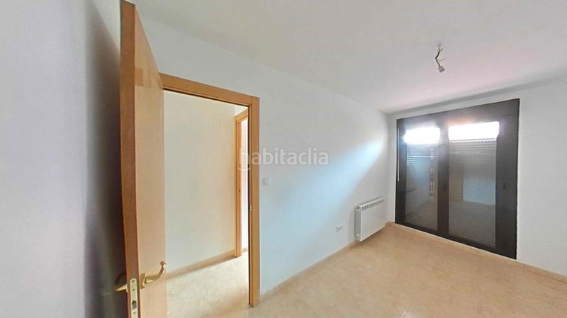 Foto e33360df-f4c9-421b-bc59-4a1b5c6e6d71. Piso en Almacelles