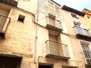 Casa adossada a Plaza nuestra señora 9