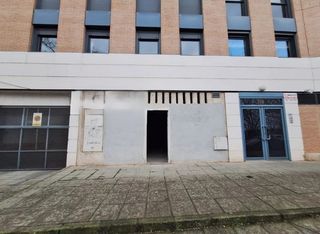 Geschäftsraum in Paseo de la rosa 12