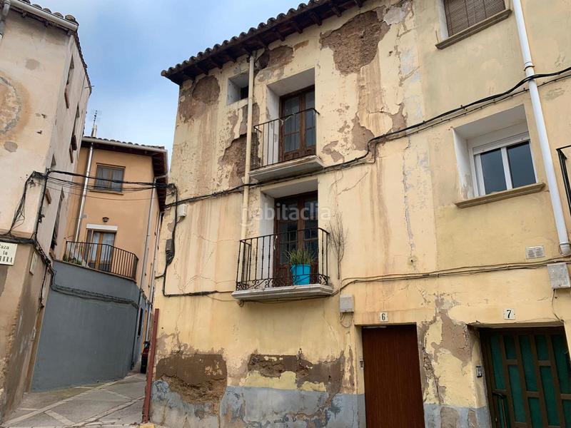 Foto 2c5399dc-74a0-4ddb-887d-6246ba75f3f8. Casa aparellada a Tarazona