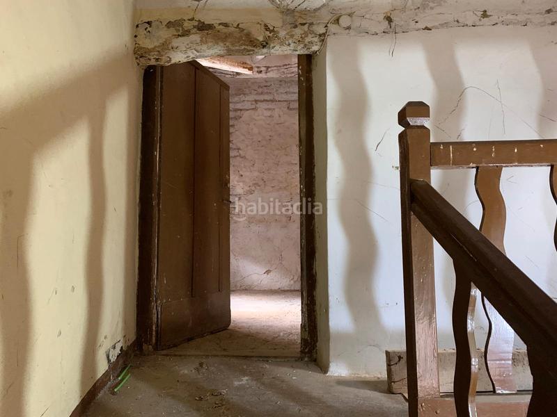 Foto a8a0b1ca-757e-43b4-a660-f09d18e92551. Casa aparellada a Tarazona