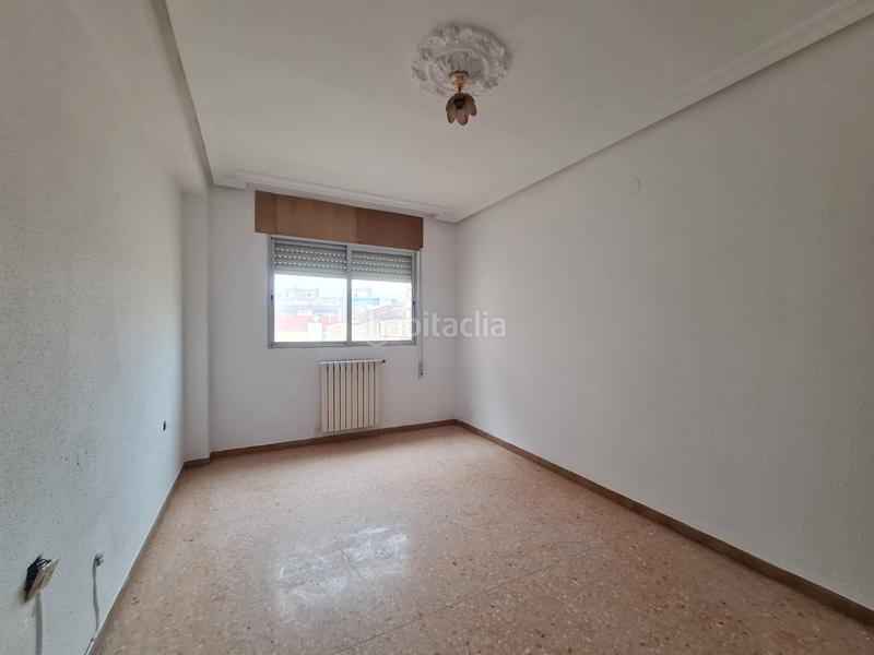Foto 68e3bcdd-d0c0-43cc-bebc-f08d0e8e095a. Piso en Caspe