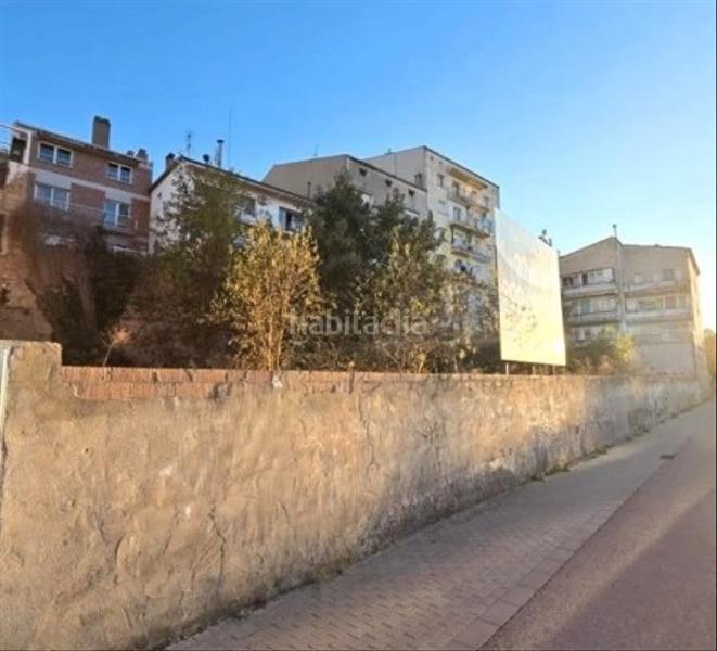 Foto e02a6609-bb2b-4e82-b831-6504bdd52e3d. Terreno residencial en passatge de puig 6 en Escodines Manresa