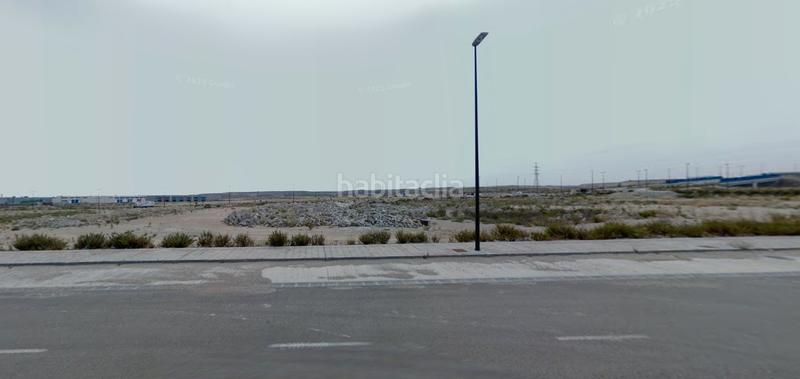 Foto 55cfc7ad-d56e-4a20-b2d9-5e2c967c1e24. Locale commerciale in calle borderea 12 in Cartuja Baja Zaragoza