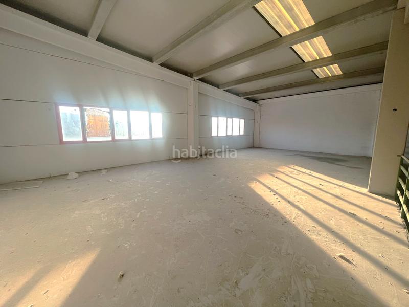 Foto 664bac51-31de-47c2-bcfd-08630b78dc92. Locale commerciale in calle borderea 12 in Cartuja Baja Zaragoza