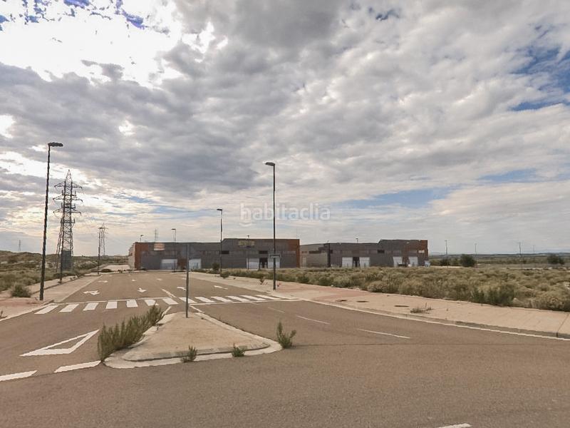 Foto fb4403e5-e655-4f61-9549-f8baa96fc7b0. Locale commerciale in calle borderea 12 in Cartuja Baja Zaragoza