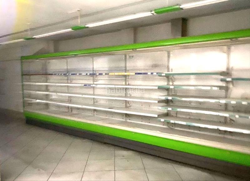 Foto d6549da5-08bf-4ded-858a-dd099bb584bb. Local comercial en carrer de l'alcalde armengou 13 en Manresa