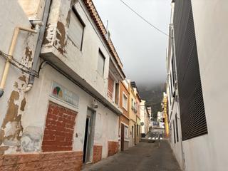 Maison  Carrer pujada al calvari