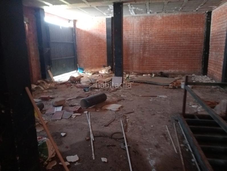 Foto 28d4c6dd-60db-45dc-a681-dfb898e64214. Edificio in calle toledo 37 in Montijo