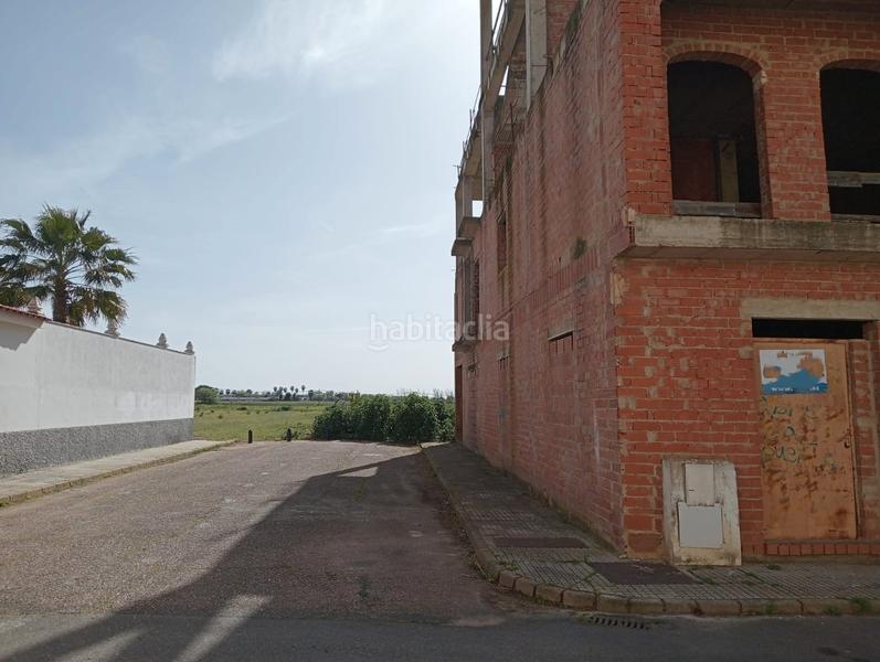 Foto 6b73225a-e195-4e60-b488-c041696fe87e. Edificio in calle toledo 37 in Montijo