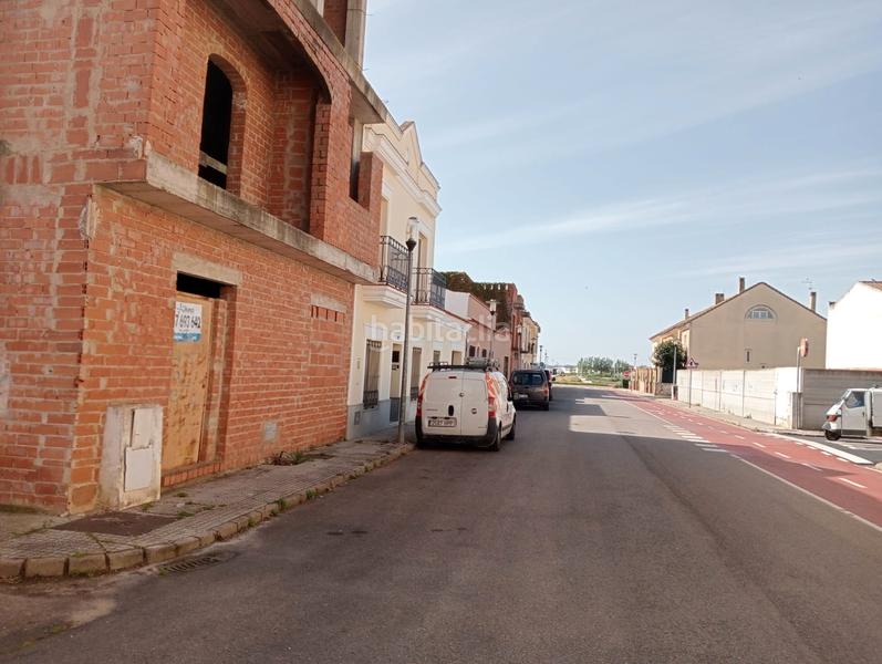 Foto af2eeae9-368a-4bfe-872f-defd2d4585fe. Edificio in calle toledo 37 in Montijo