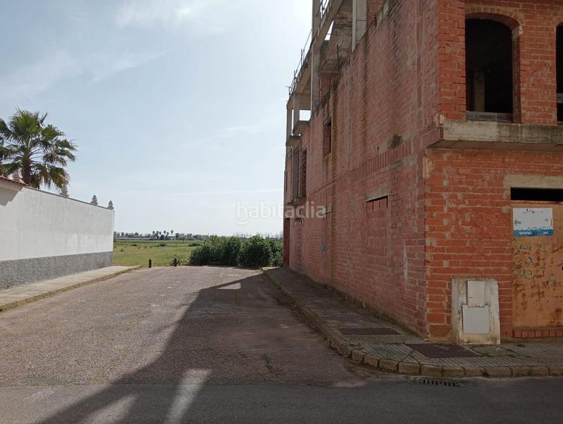 Foto f133be20-a582-4b61-97c9-3499d0bb4e3c. Edificio in calle toledo 37 in Montijo