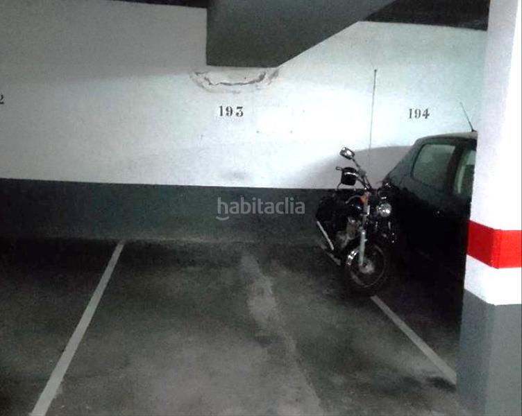 Foto 3366c345-15f2-42eb-8f17-f018891e2fb9. Parking coche en calle de viridiana 28 en Valdespartera Zaragoza