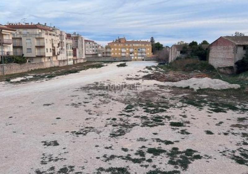 Foto a35bec01-9593-4d9d-962e-ef817b2cccd1. Residential plot in carrer de trafalgar 63 in Alcanar