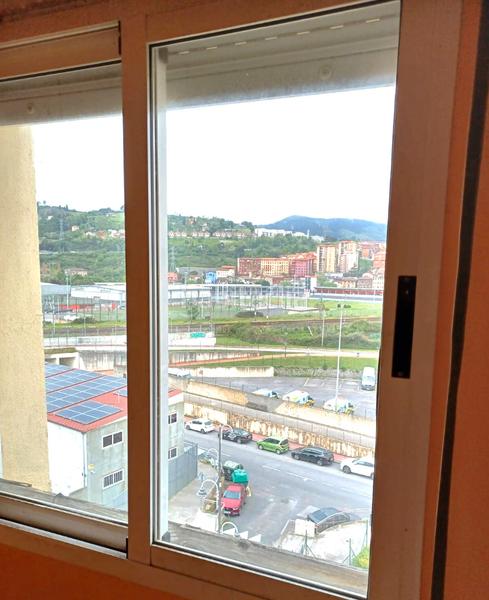 Foto 5a620f53-1d8c-4d35-8368-7f00319ac4a3. Pis a Zorrotza Bilbao