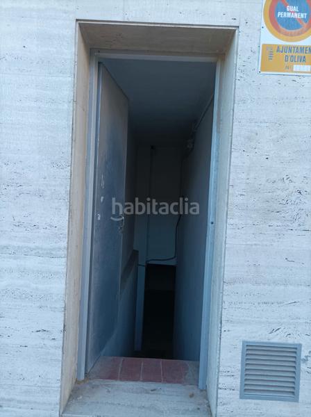 Foto c6044c74-0134-4b9f-89ea-1912be2104e2. Aparcament cotxe a passeig de gregori maians 3 a Oliva