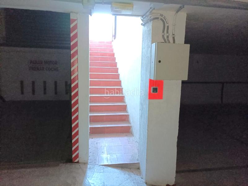 Foto a8cf2c4b-2e9b-40f1-baee-a52e88eb11a9. Parking coche en passeig de gregori maians 3 en Oliva pueblo Oliva