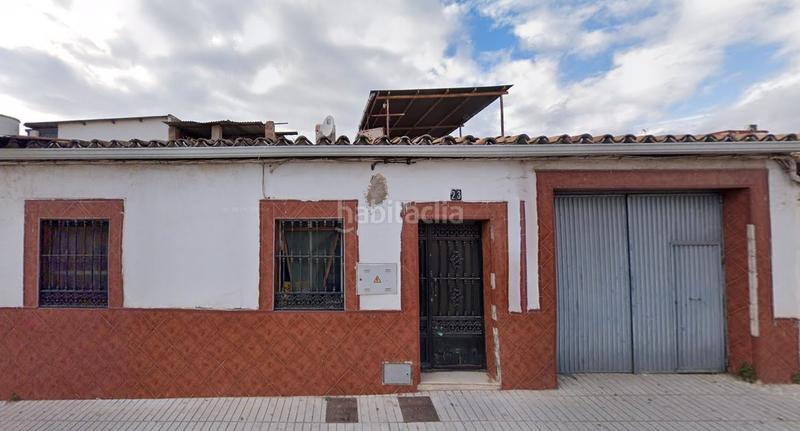 Foto 132d4a53-11b6-4b81-8428-7fb858a18db4. Casa aparellada amb aparcament a Arrayanes Linares