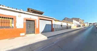 Casa aparellada  Avenida de arrayanes