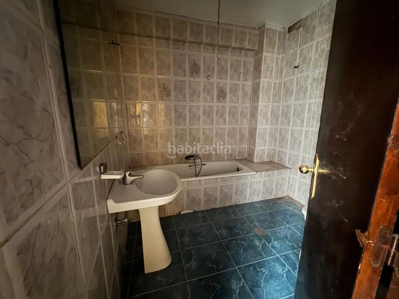 Foto bc3c94ab-f672-41fb-95cc-940e3c053d5e. Towny house with parking in Arrayanes Linares