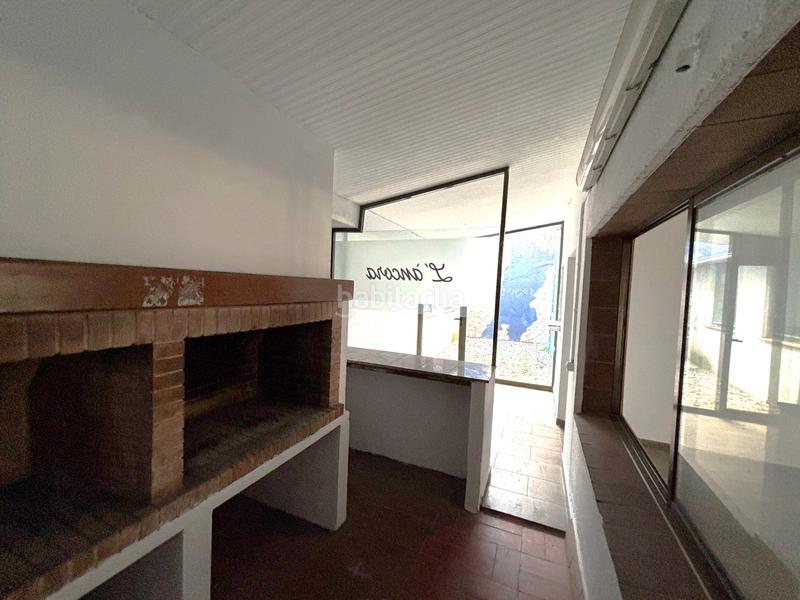 Foto 11dc3f8f-497c-425b-95d0-8c441526c371. Local comercial a carrer de joanot martorell 9 a Granollers